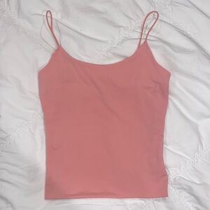 pink tank top